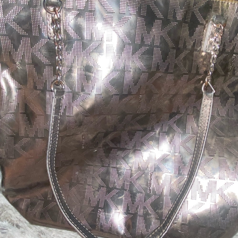Michael Kors purse- shoulder bag- discounted shipping